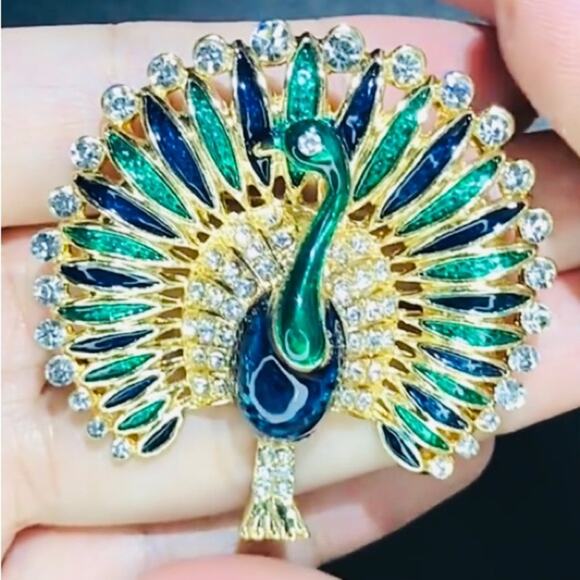 Peacock Brooch Pins Multicolor Enamel Unisex Animal Brooches size 4.7cmx4.7cm - Picture 2 of 6